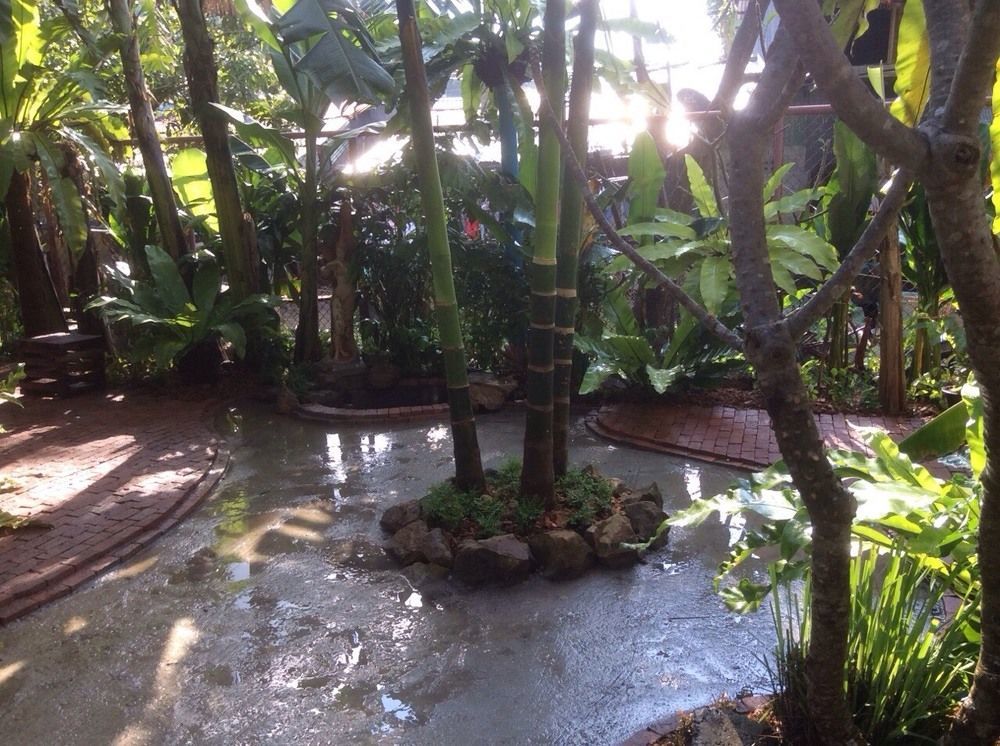 Oyo 585 Freedom Hostel @ Phi Phi Exterior photo